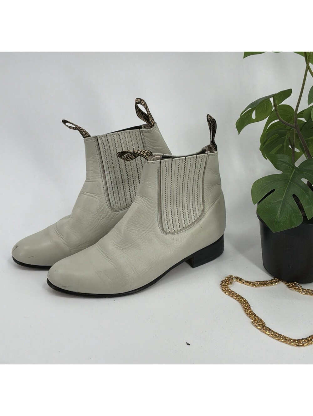 Besserro Leather Ankle Boots Cement Size 8.5 / 25.5 Women's